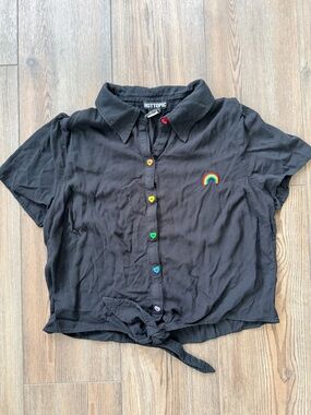 Hot Topic Black Crop Button-Up Top with Rainbow Accents